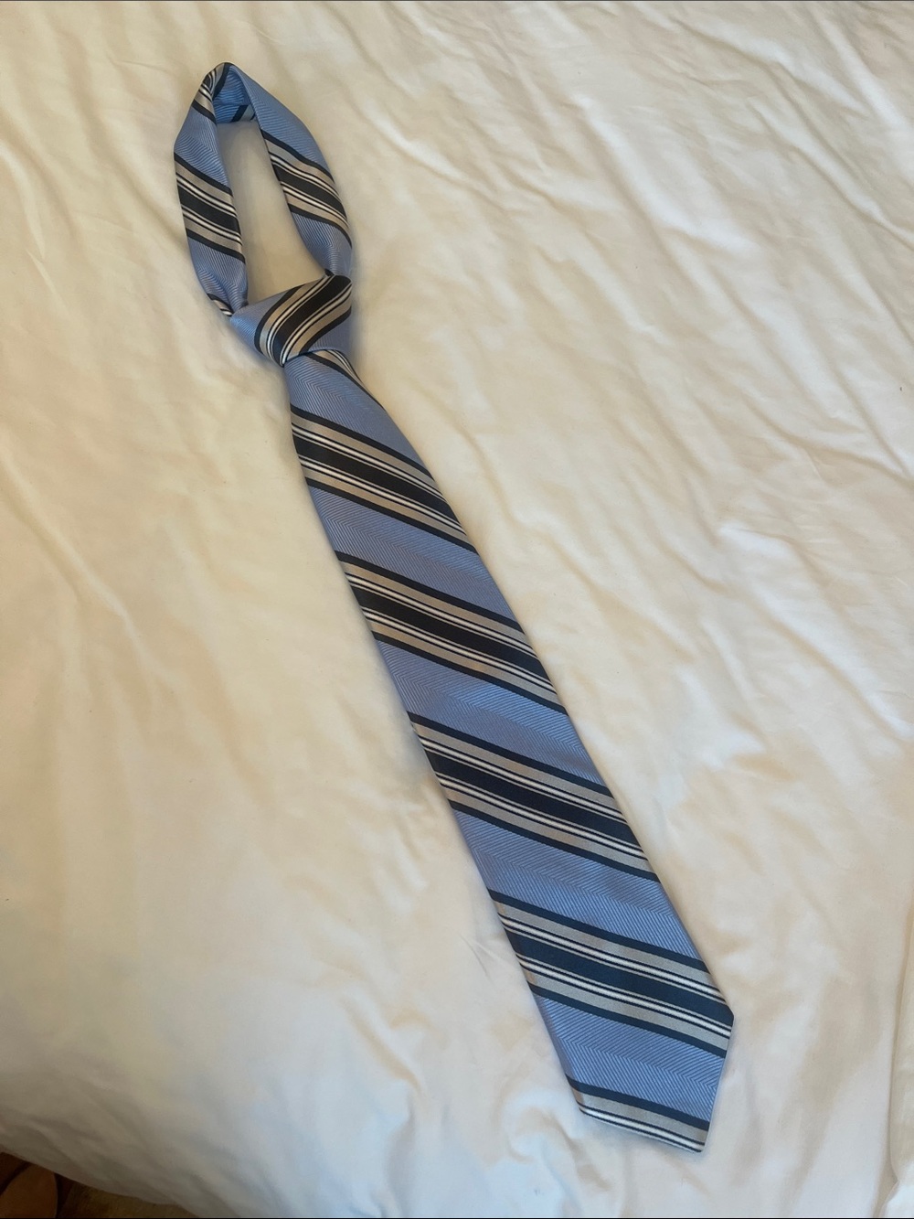Ike Behar Light Blue Navy and White Striped Tie